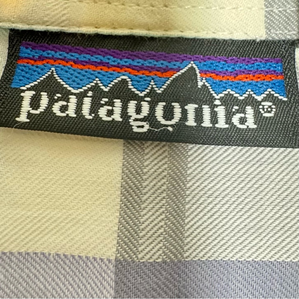 Patagonia Multicolor Purple White and Green Plaid Button Down Shirt - Picture 6 of 7